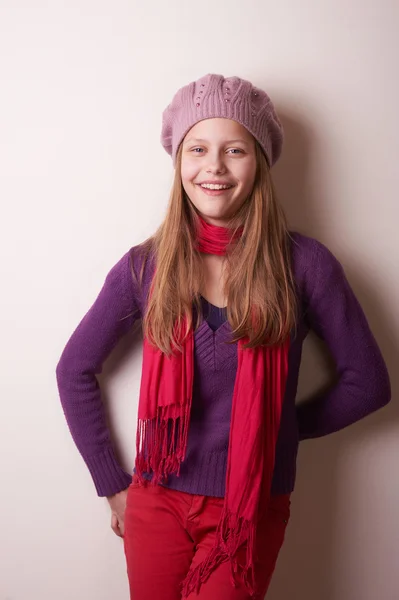 Linda menina adolescente bonito — Fotografia de Stock