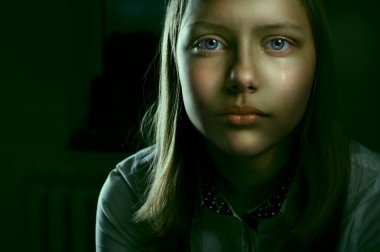 depresif bir genç kız portresi