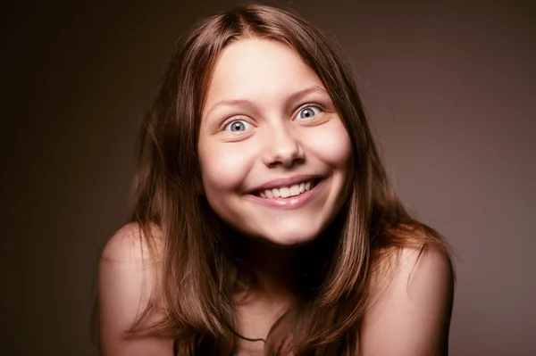 Menina adolescente feliz — Fotografia de Stock