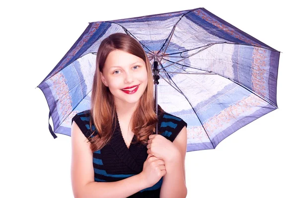 Teenie-Mädchen bleibt unter Regenschirm — Stockfoto