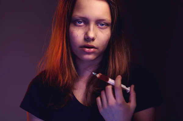 Teen girl addict — Stock Photo, Image