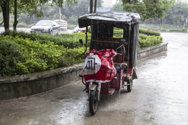 Elektrik taksici taksi