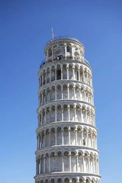 Wieża Pisa, niebo boue — Zdjęcie stockowe