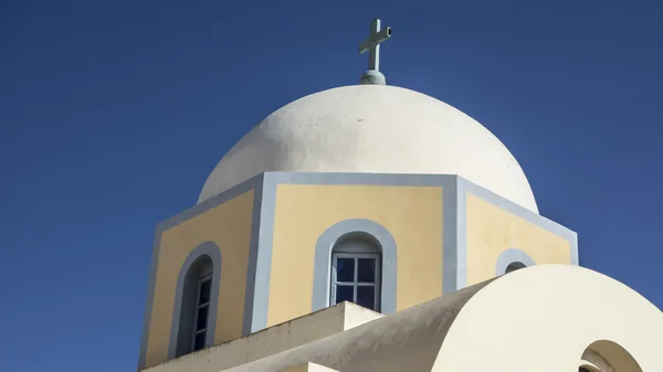 Weiße Kirche und blauer Himmel, Santorini — Stockfoto