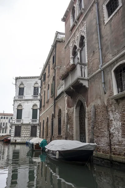 Gränd i Venedig, Italien — Stockfoto