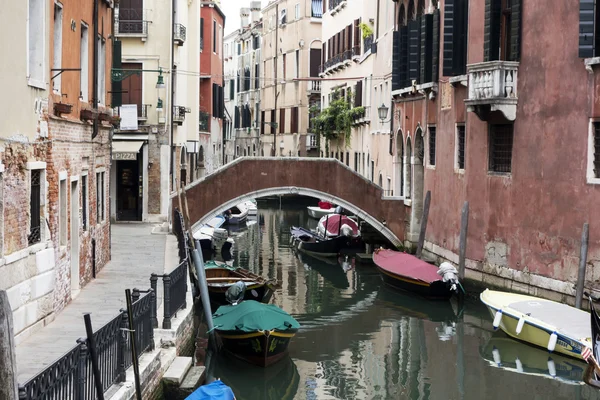 Аллея в Венеции — стоковое фото