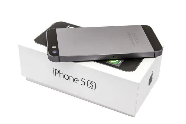 IPhone 5s और बॉक्स — स्टॉक फ़ोटो, इमेज