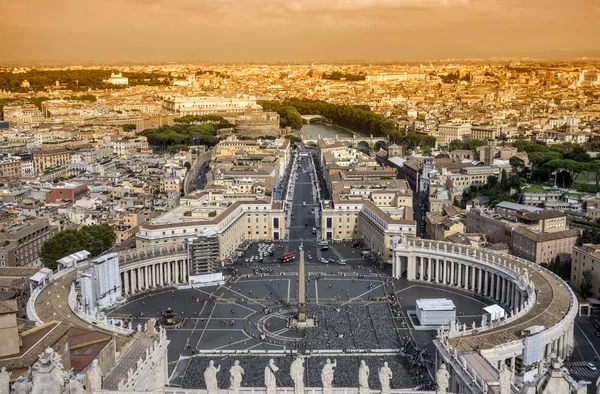 Panorama view of St Peter's Square — Stock Photo, Image