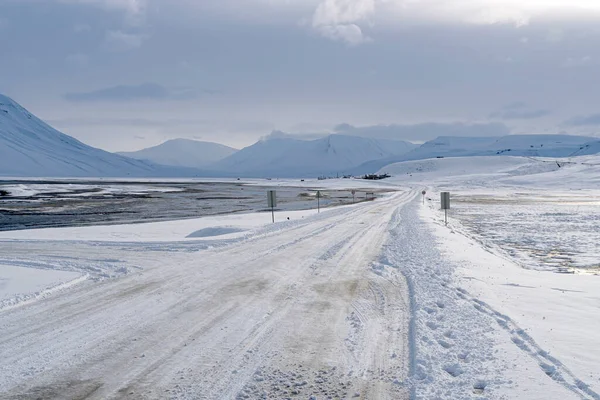 Ruta Nevada Isla Svalbard — Foto de Stock