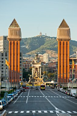 Venedik kule España'nın meydanında,, tibidabo backg üzerinde görüş