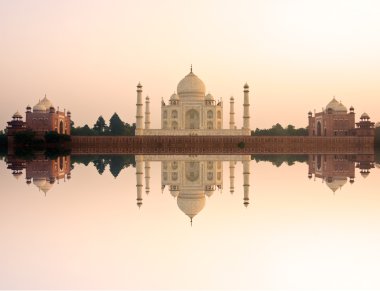 gün batımında, agra, uttar pradesh, Hindistan Taj mahal.