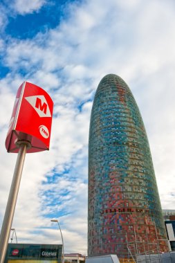 Barcelona, İspanya - 19 Aralık: torre agbar teknolojik dis üzerinde