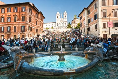 ROME - OCTOBER 22: Tourists at The Spanish Steps (Italian: Scali clipart