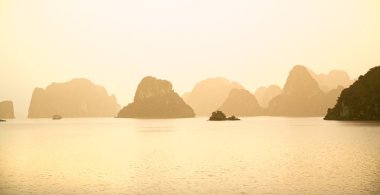 Halong bay, vietnam. UNESCO Dünya Mirası.
