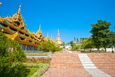 shwedagon Selami, yangoon, myanmar.
