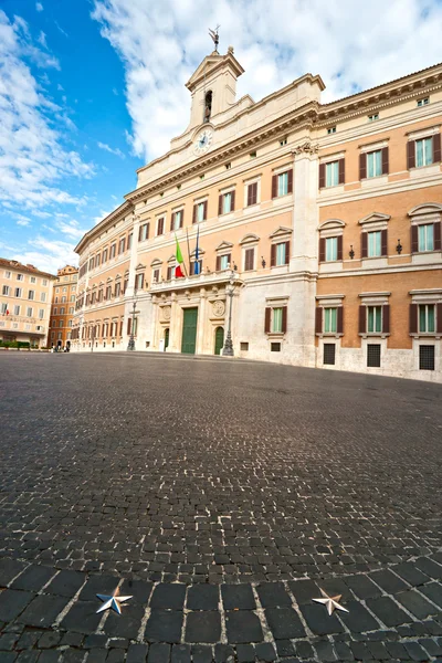 Montecitorio palace, Řím, Itálie. — Stock fotografie