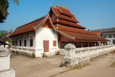 tapınakta luang prabang, laos.