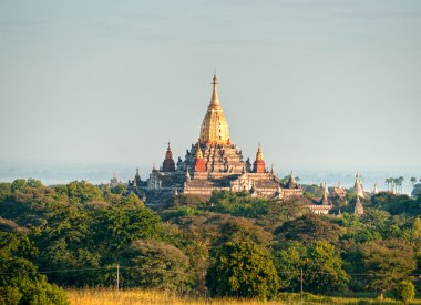 u bein Köprüsü'nde amarapura, mandalay, myanmar.