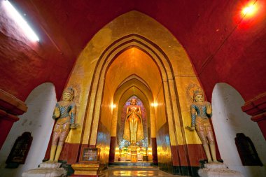 gün batımında, myanmar Bagan.