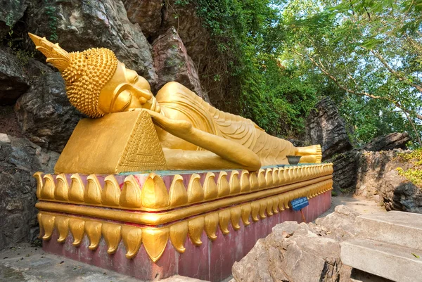 Buda em Luang Prabang, Laos . — Fotografia de Stock