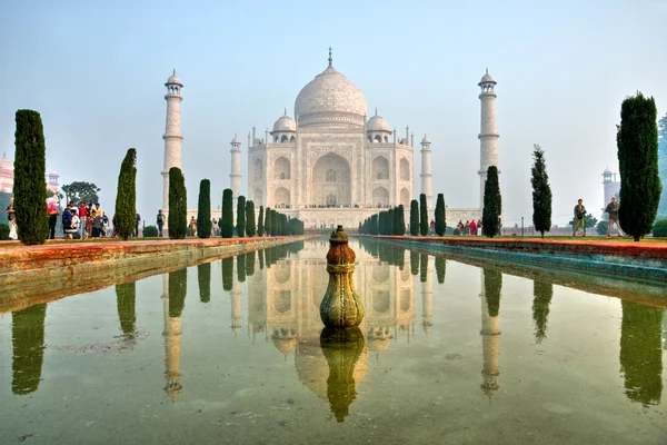 Ταζ Μαχάλ στην Ανατολή του ηλίου, Άγρα, Ούτα Πράτες, Ινδία. — Φωτογραφία Αρχείου