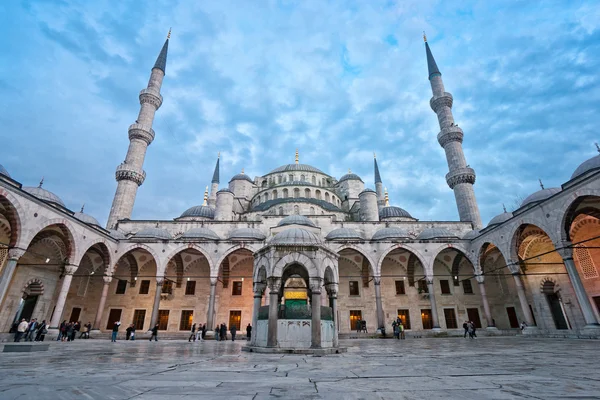 Den blå moské, istanbul, Turkiet. — Stockfoto