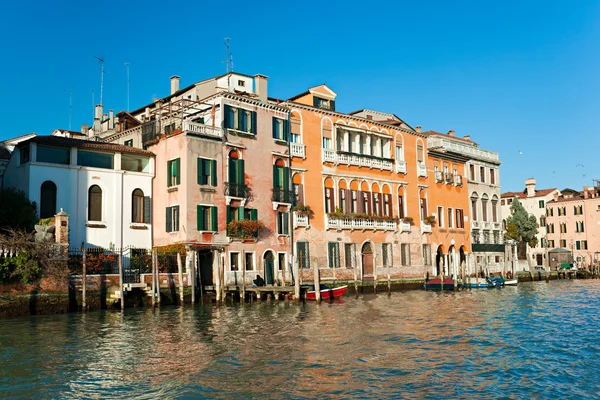 Palác na grand canal, Benátky. — Stock fotografie