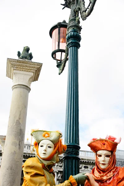 Venezianische Masken, Karneval. — Stockfoto