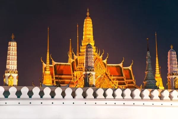 Wat Phra Kaeo Temple, Bangkok, Tailândia . — Fotografia de Stock