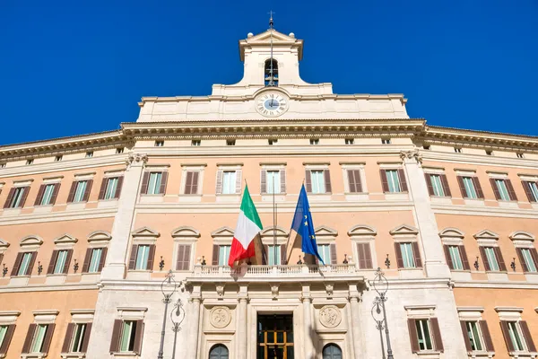 Palazzo Montecitorio, Roma, Italia . — Foto Stock