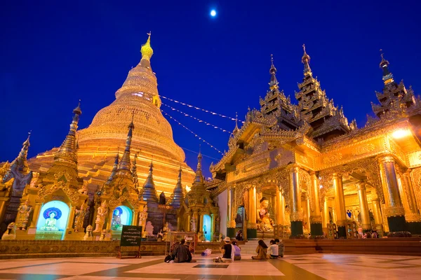 Shwedagon Paya, Yangoon, Myanmar. — Zdjęcie stockowe