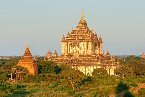 Bagan i solnedgången, myanmar. — Stockfoto