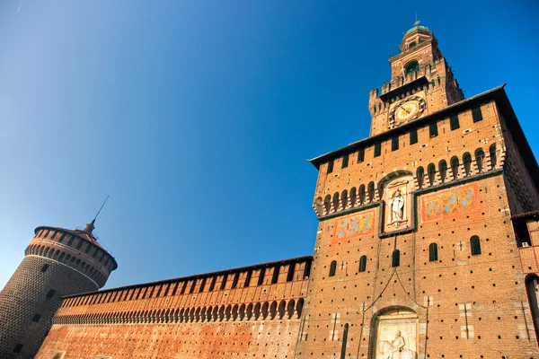 在米兰，意大利的斯福尔扎的城堡. — 图库照片