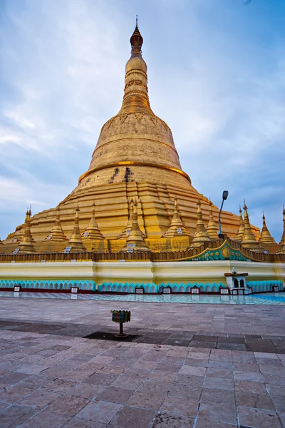 SHWEMAWDAW PAYA, Bago, Myanmar. — Stock Photo, Image