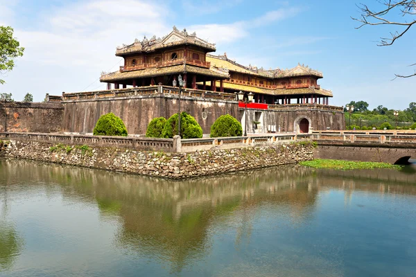 Ingången till citadel, hue, vietnam. — Stockfoto