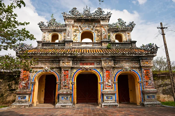 Ingången till citadel, hue, vietnam. — Stockfoto