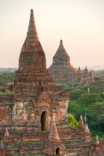 Bagan al atardecer, Myanmar . — Foto de Stock