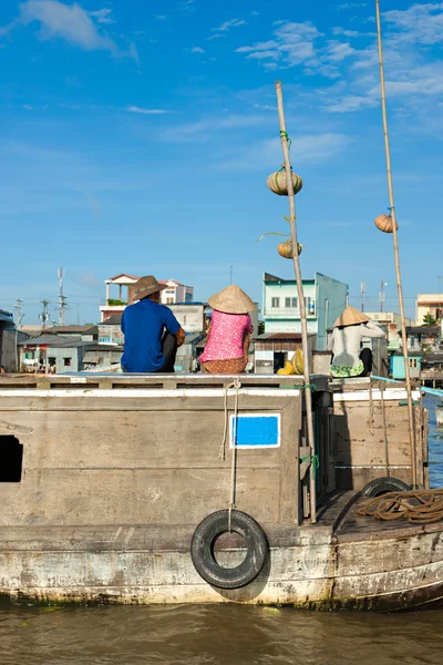 Barcos en un puerto en el delta del Mekong, Can Tho, Vietnam — Foto de Stock