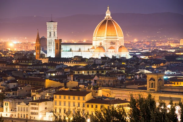 Florencia, Duomo y el Campanario de Giotto . —  Fotos de Stock