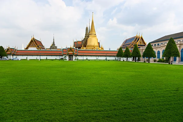 Wat phra kaeo tempel, bangkok, thailand. — Stockfoto