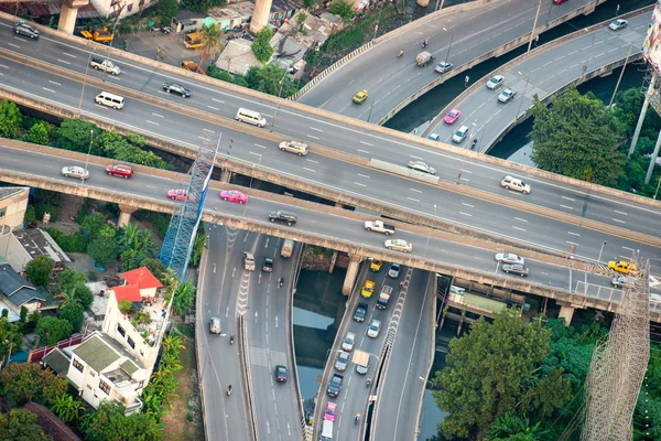 Bangkok paisaje urbano del tráfico por carretera, Tailandia . —  Fotos de Stock