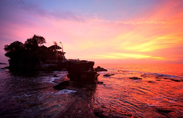 The Tanah Lot Temple, Bali, Indonesia. — Stock Photo, Image