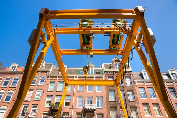 Amsterdam, großer kran für den bau der metro. — Stockfoto