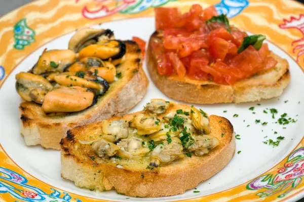 Drie bruschettas — Stockfoto