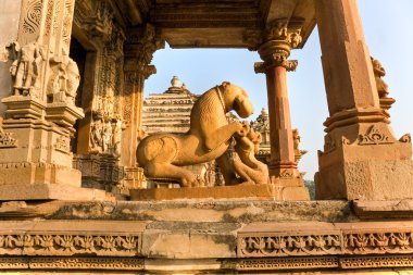 gün batımında khajuraho Tapınağı. Madhya pradesh, Hindistan.