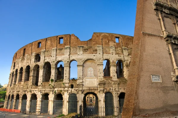 The Majestic Coliseum, Rome, Italy. — Stock Photo, Image