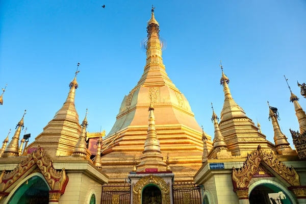 Sule pagoda, yangon, myanmar. — Stockfoto