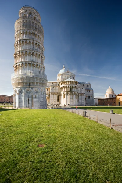 Pisa, Piazza dei miracoli. — Stock Photo, Image