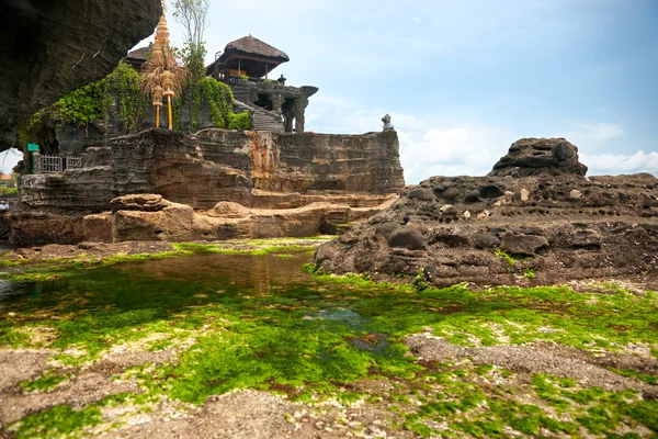 De tanah lot tempel, bali, Indonesië. — Stockfoto