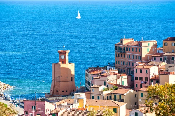 Rio marina, eiland elba, Italië. — Stockfoto